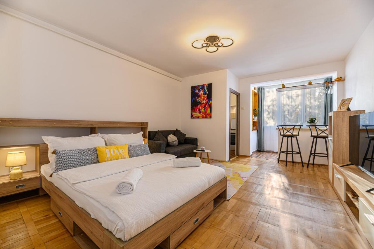 Jad - Family - Apartments & Studios Μπρασόβ Εξωτερικό φωτογραφία